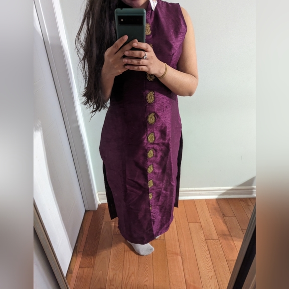 🪔 Qipao Inspired Indian Ethnic Wear - Picture 1 of 8